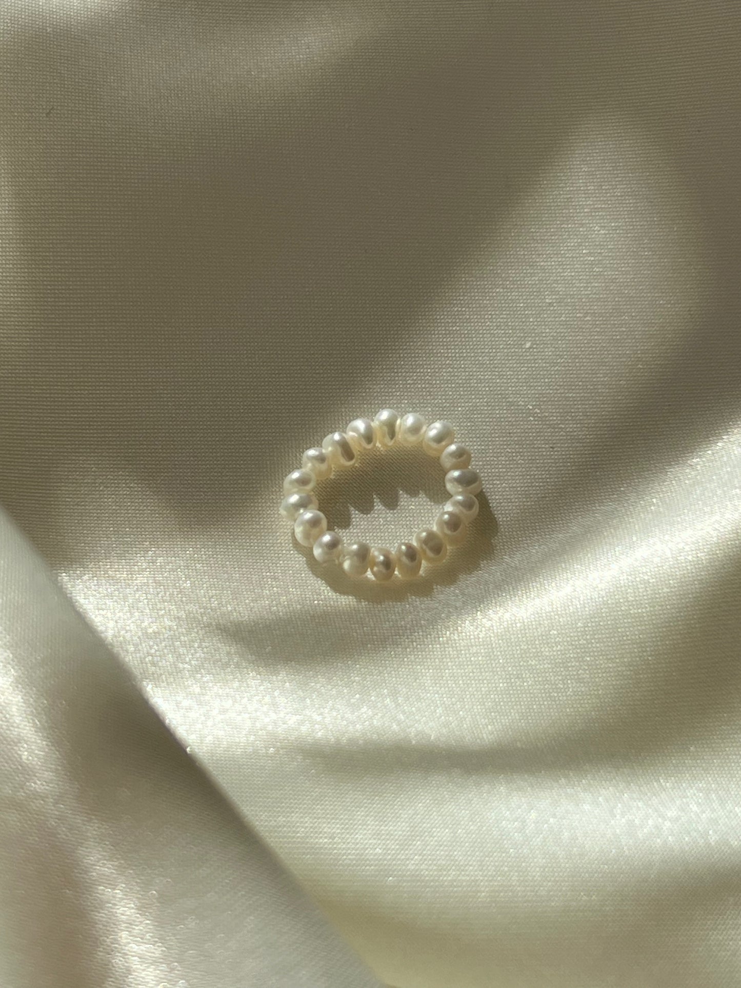 Classic Pearl Ring