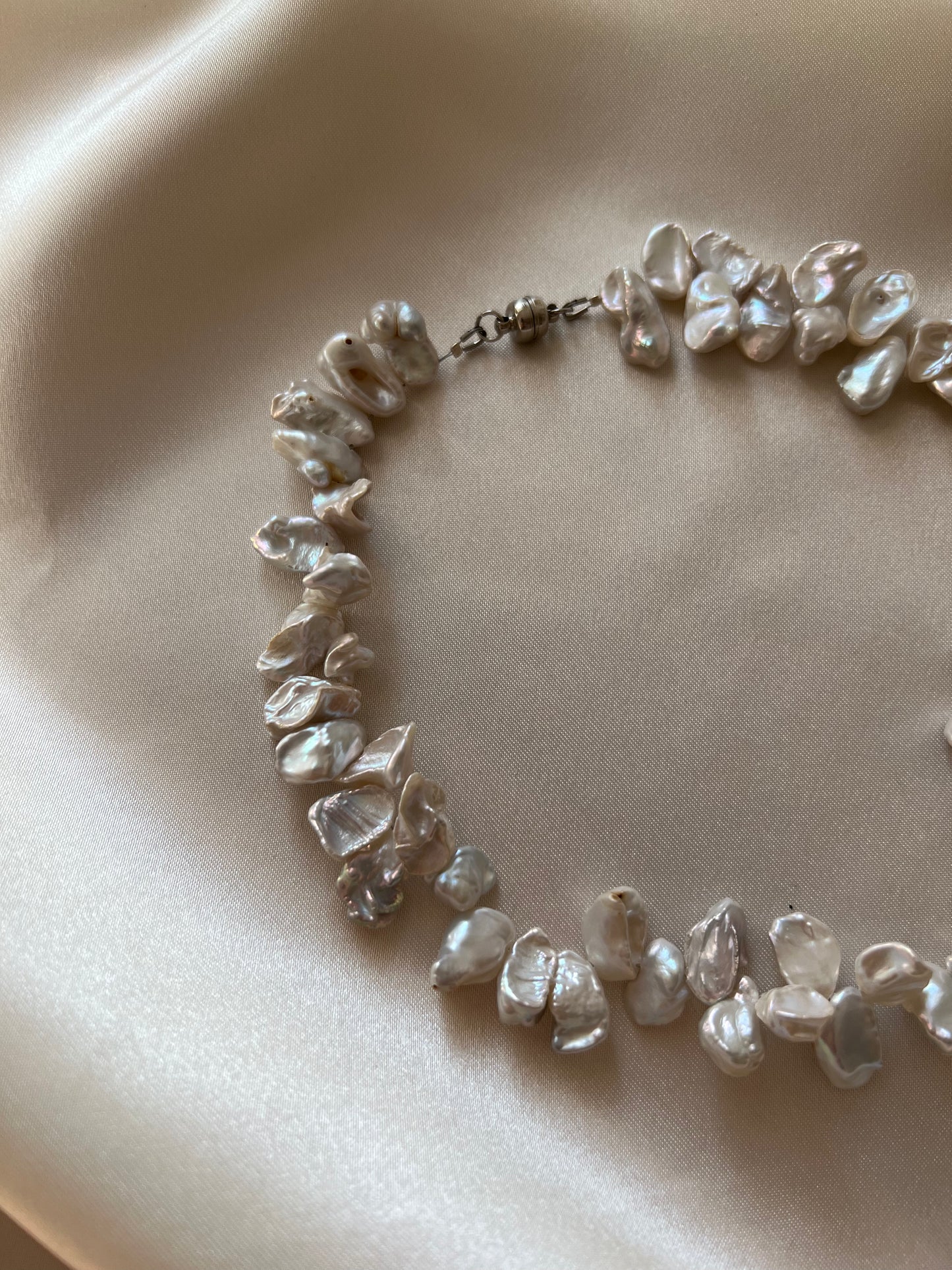 Maxi Petal Necklace